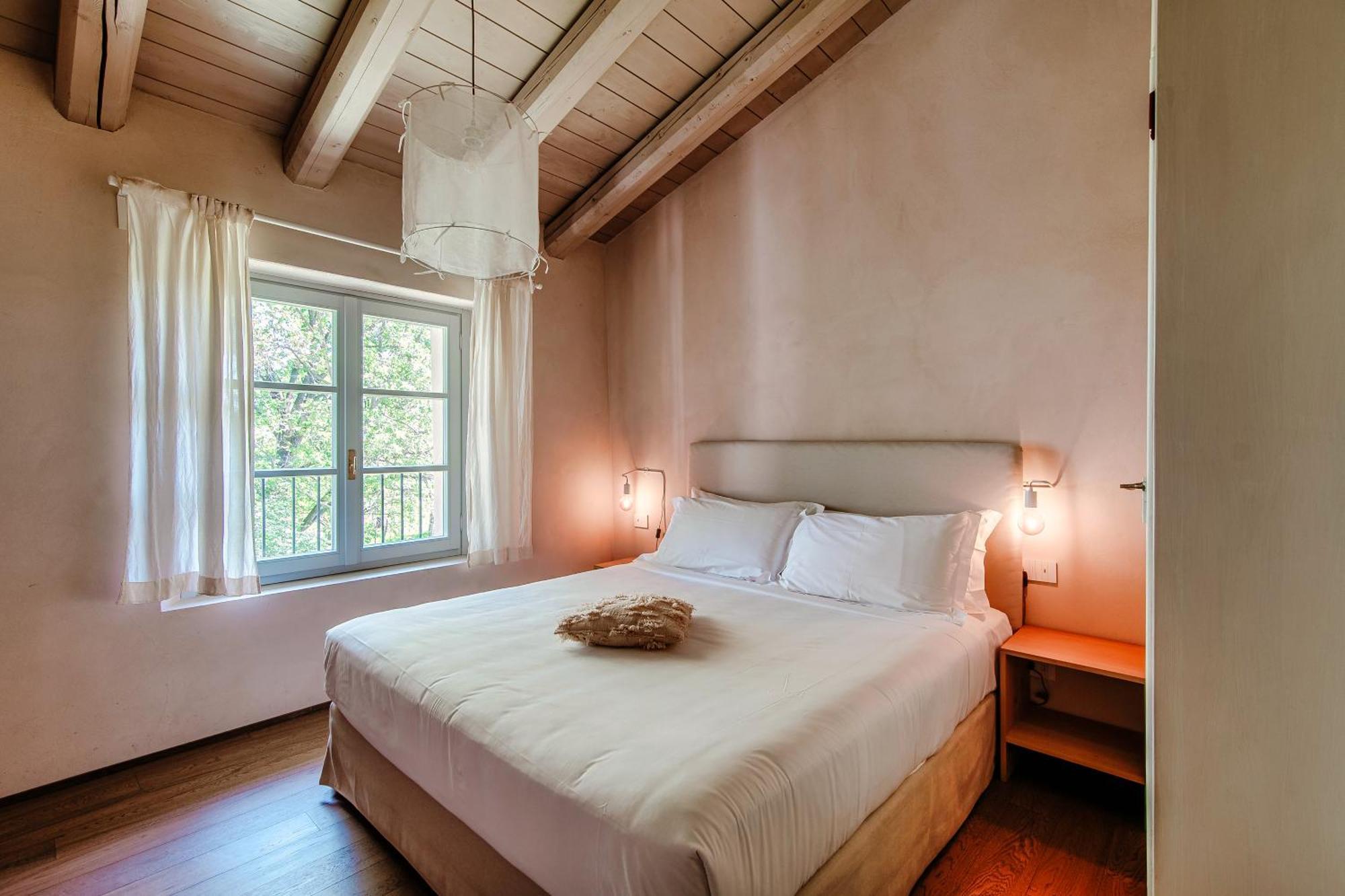 Dandelion Como Suites & Park Villa Guardia Екстер'єр фото