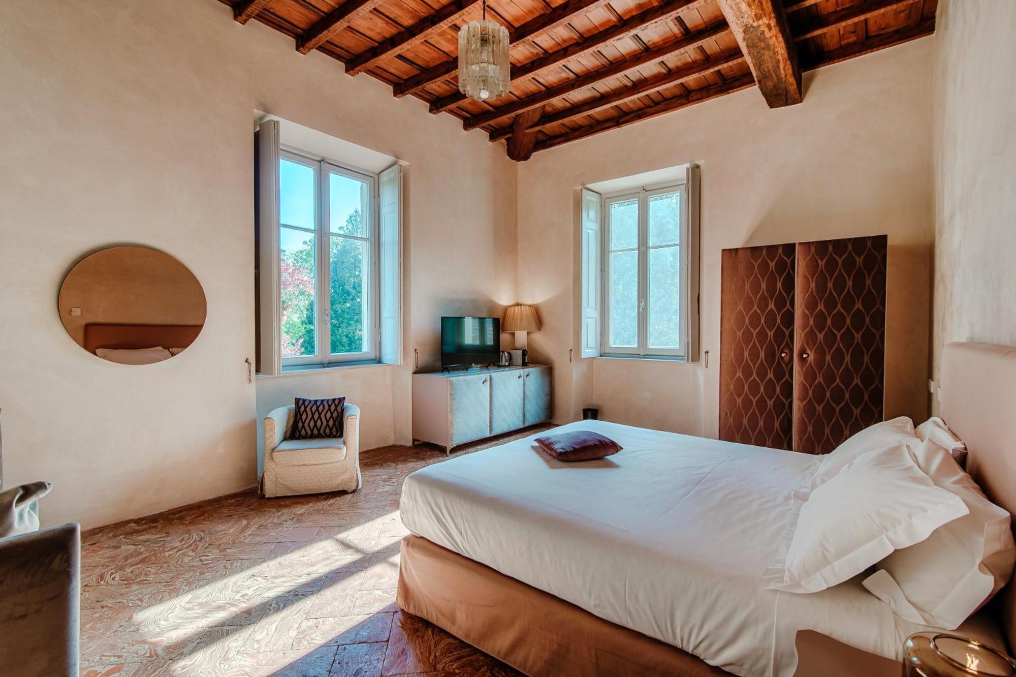 Dandelion Como Suites & Park Villa Guardia Екстер'єр фото